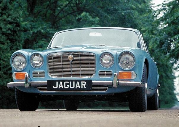 Jaguar XJ12